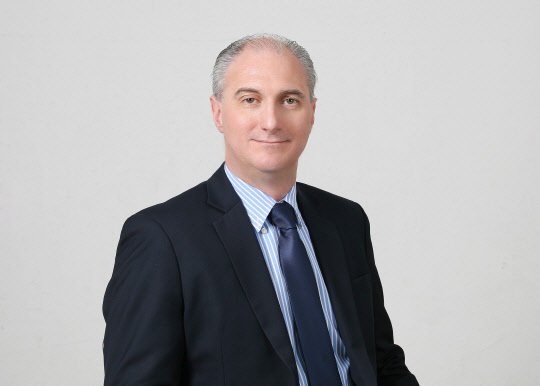 로베르토 렘펠 GM 수석 엔지니어 대표이사. <한국지엠(GM) 제공>